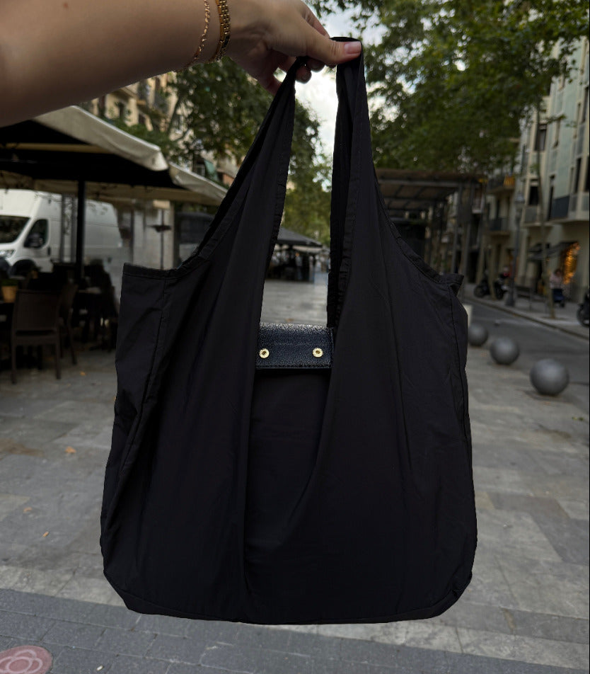 2-in-1 Foldable Tote Bag – Compact Keychain Shopping Bag, Lightweight & Reusable